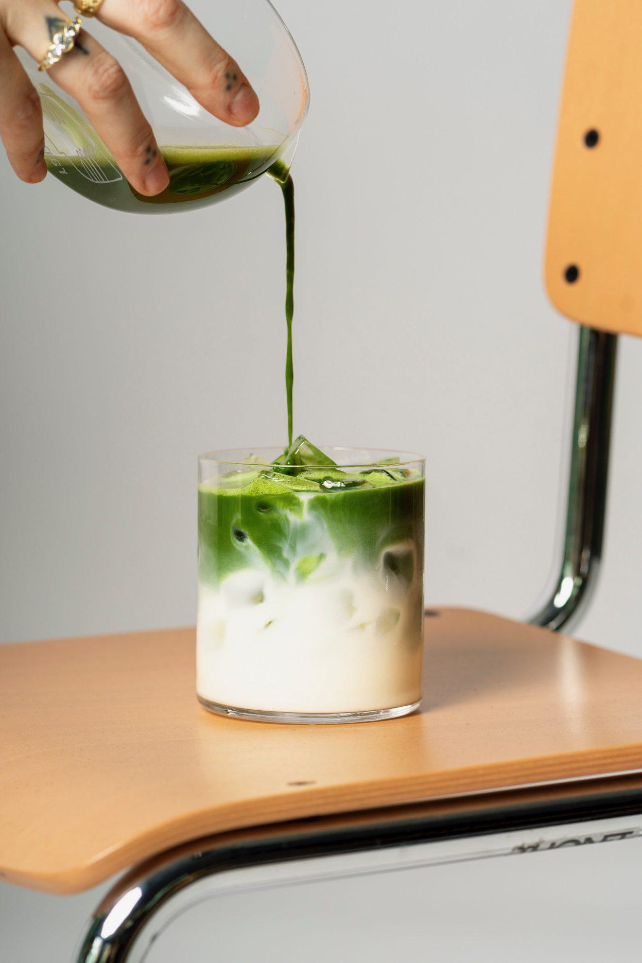 Rami Tea im #jungbleiben Portrait: Beim Matcha trinkt man das ganze Blatt