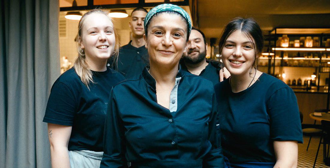 Es ist bunt, es ist feminin, es ist – das Küchengeheimnis von Parvin Razavi aus dem &flora